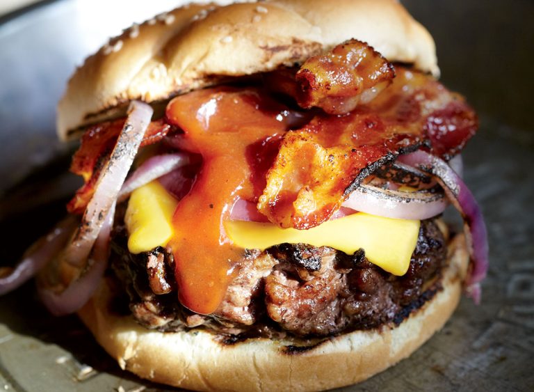 18 deliziose ricette di hamburger per ravvivare il tuo barbecue del 4 luglio