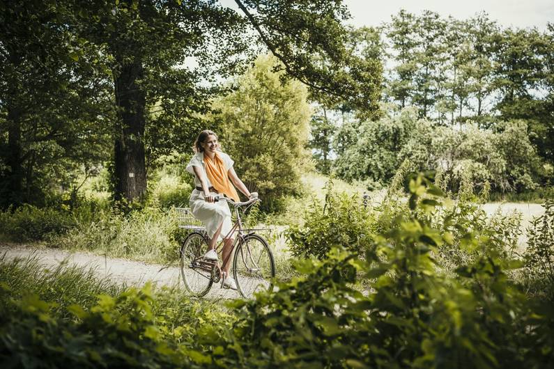 Perdere peso velocemente: andare in bicicletta o fare una passeggiata: questo ti aiuta a perdere peso meglio