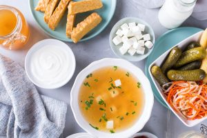 7 ricette salutari per l’intestino con cibi fermentati ricchi di probiotici