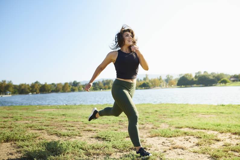 Veloce o lento? Come dovresti correre per perdere peso in modo efficace